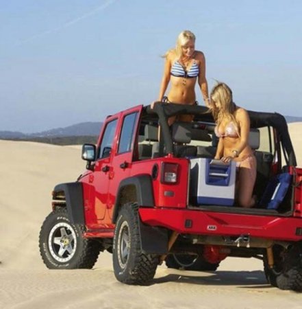 hot-girls-jeeps8