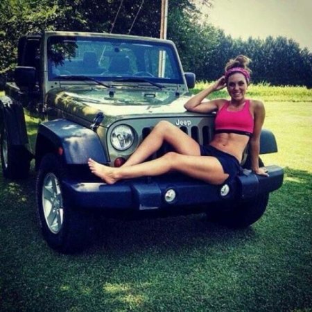 hot-girls-jeeps27