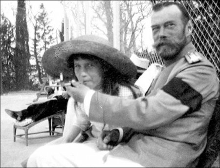 Николай II с Анастасией, 1916 год, Ливадия