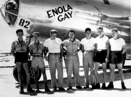   Enola Gay  ,    ""  , 1945.
